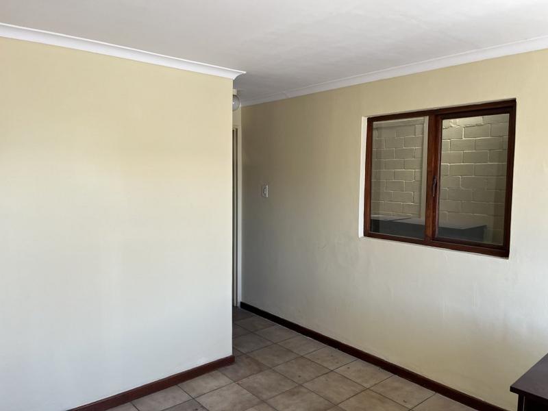 To Let commercial Property for Rent in Killarney Gardens Western Cape